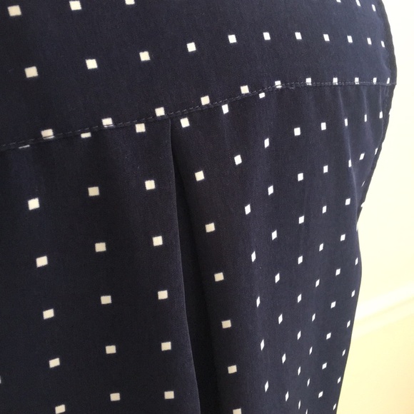 Susan Graver NWOT -2-Navy Square Dotted Easy-care - Picture 5 of 7